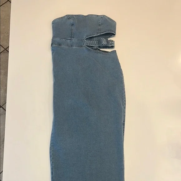 Blue Denim Strapless Dress - Picture 2 of 5